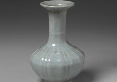 图片[3]-Octagonal vase with green glaze, Qing dynasty, Qianlong reign (1736-1795)-China Archive